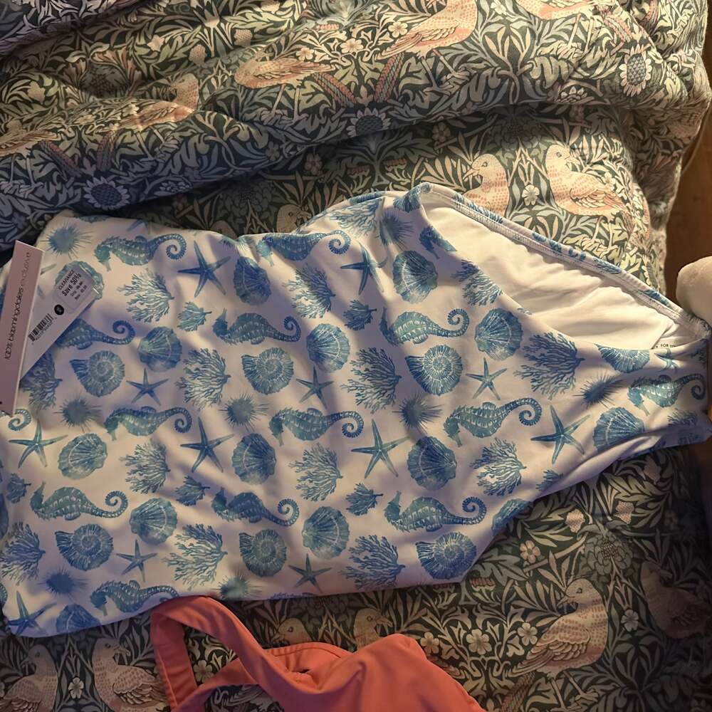 Aqua